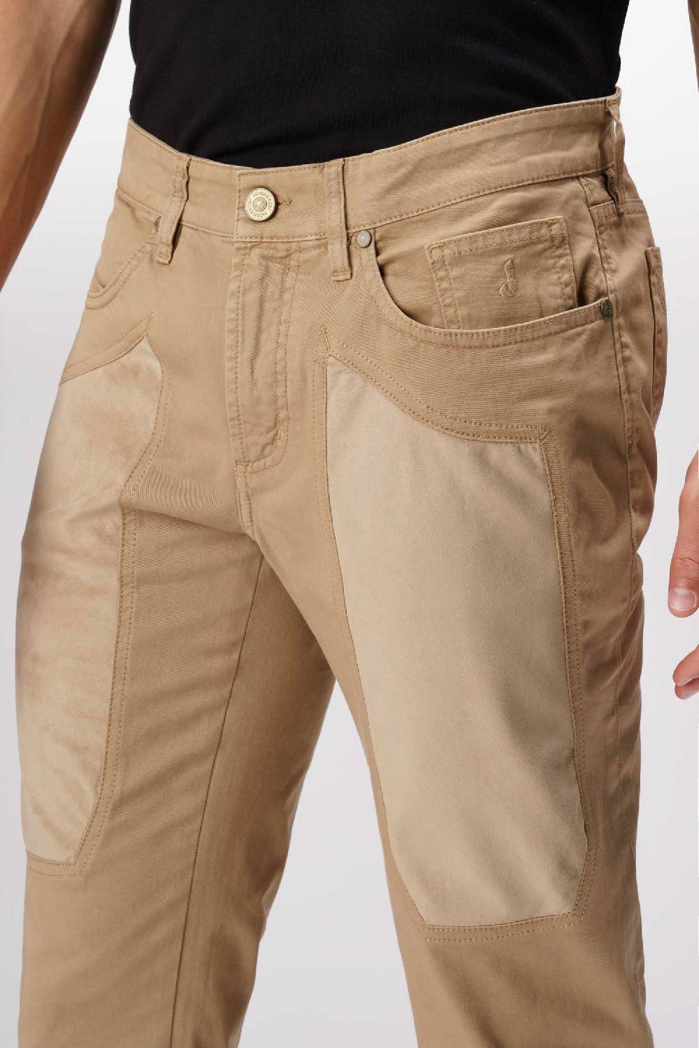 Jeckerson John - Pantalone 5 tasche con toppa in alcantara beige scuro Qualità