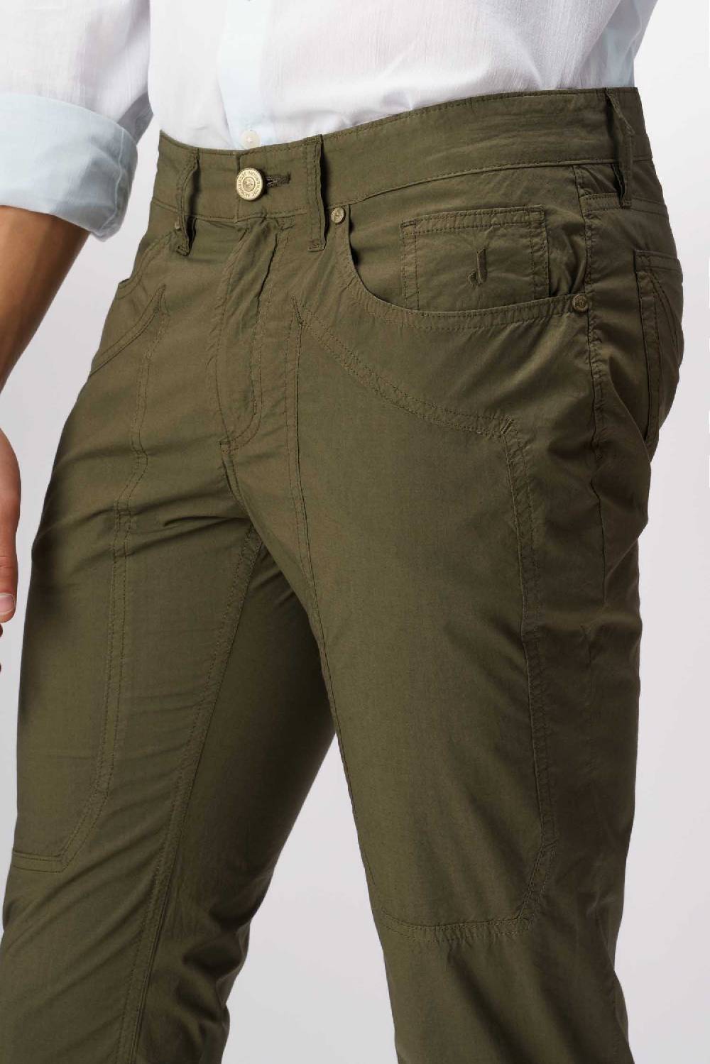 Jeckerson John - Pantalone 5 tasche con toppa verde militare Acquista Ora