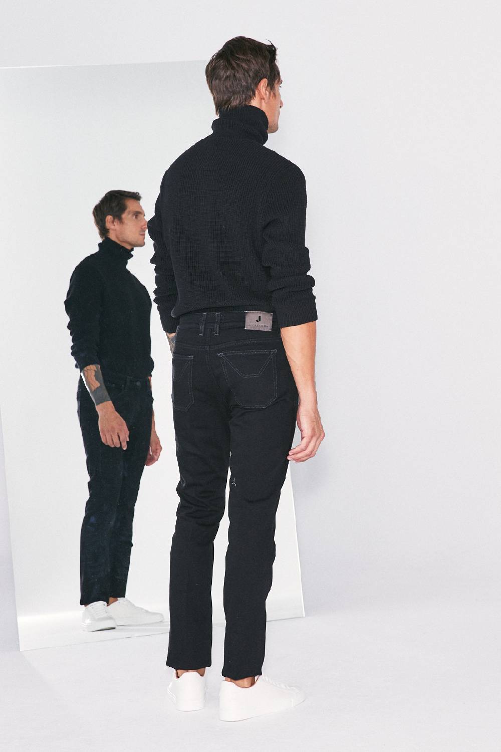 Jeckerson Pantalone 5 tasche in denim nero rinse con toppa in Alcantara® Outlet