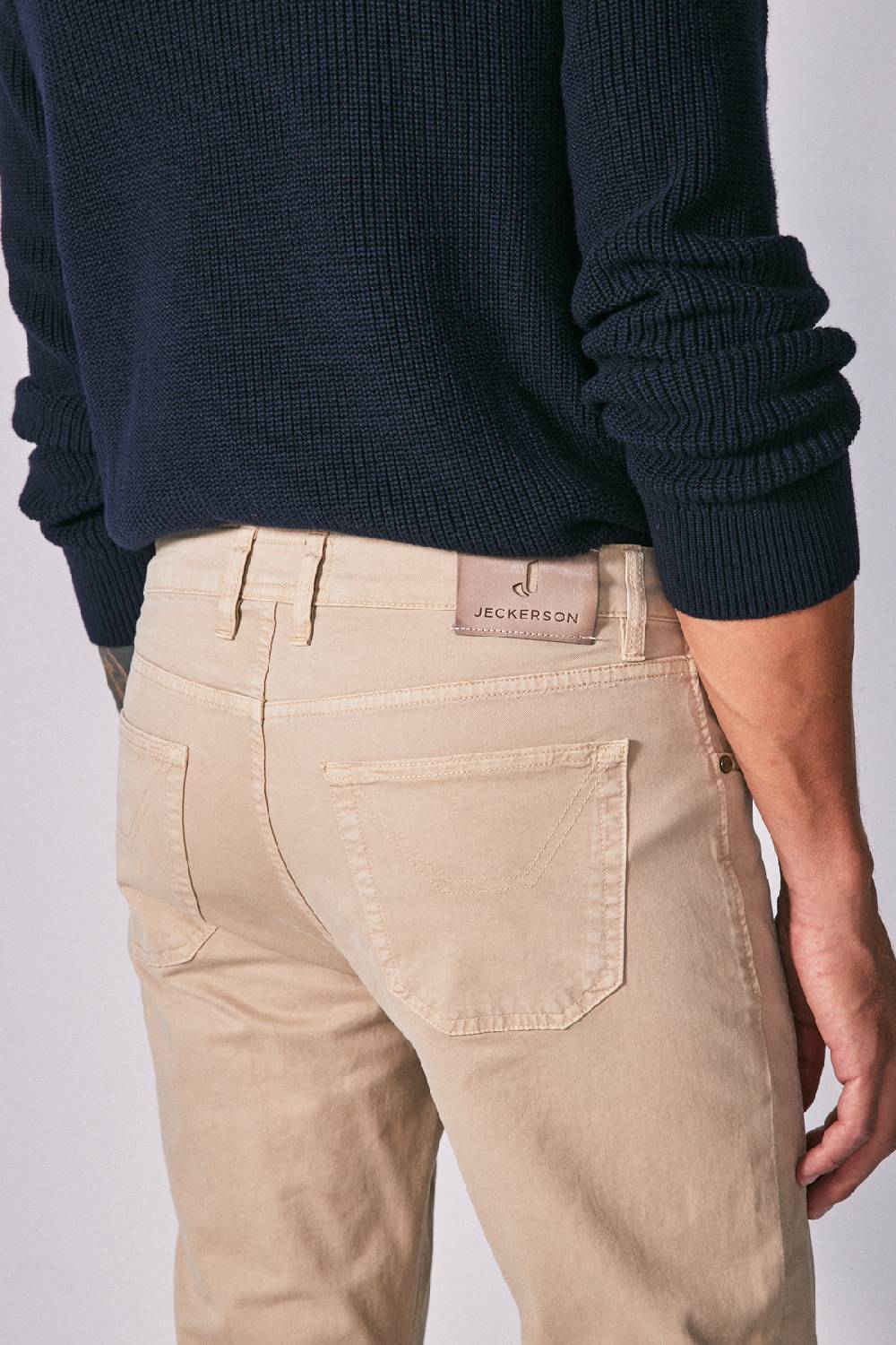 Jeckerson Pantalone skinny in gabardina stretch con toppa Hotsell