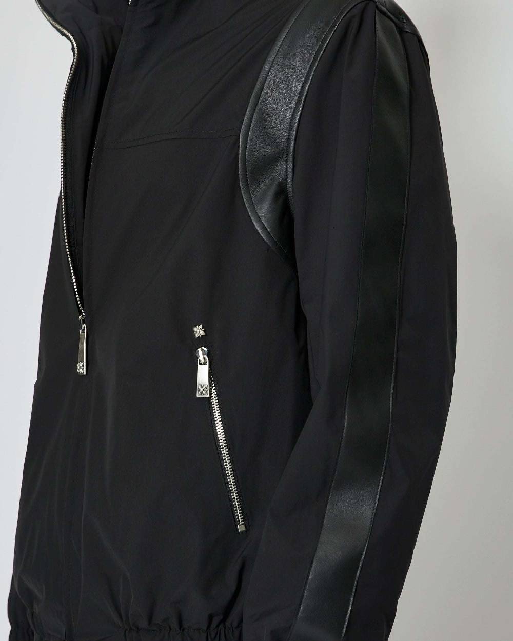 John Richmond Bomber con cappuccio con dettagli in ecopelle Vendita Economica