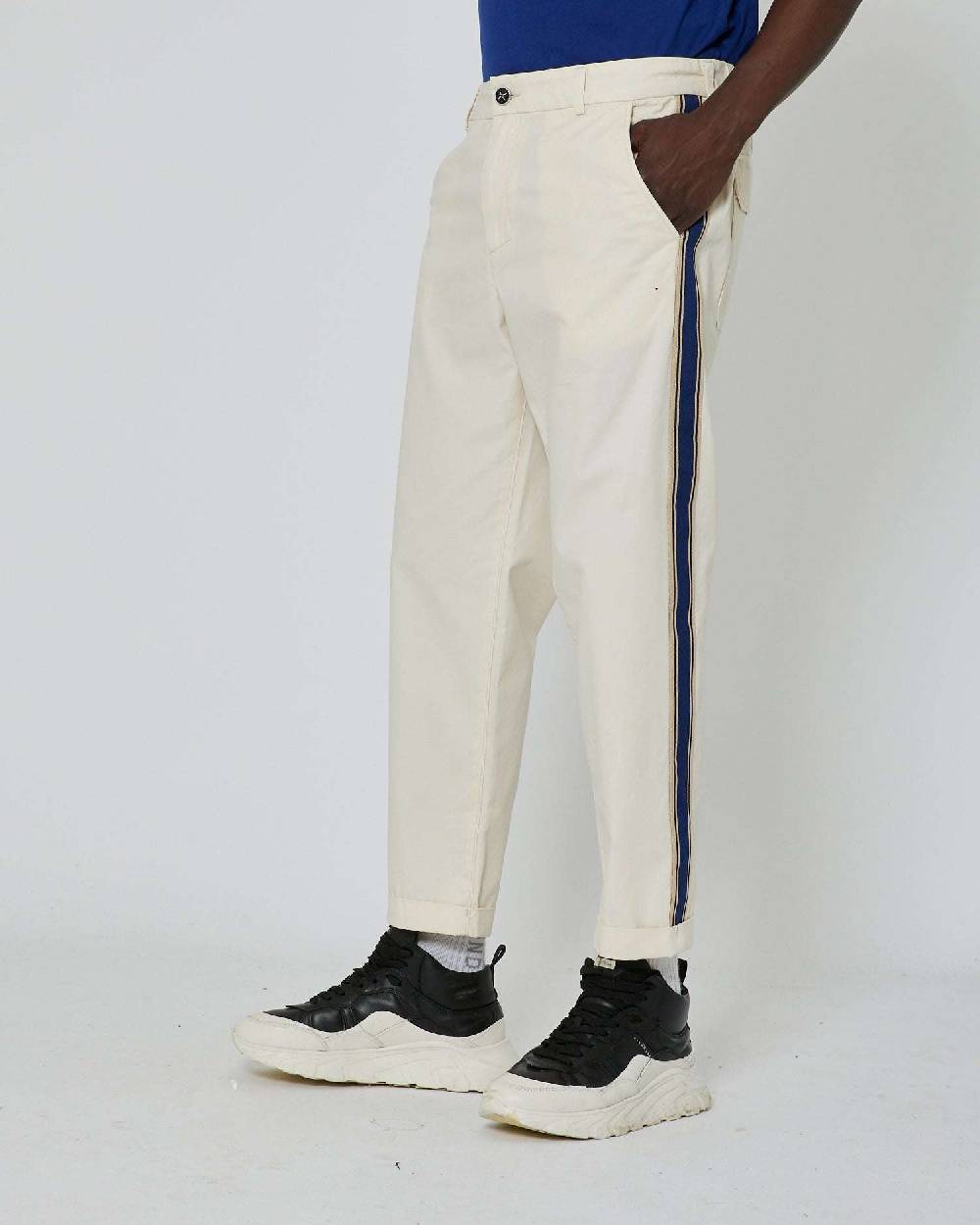 John Richmond Pantaloni slim fit con bande laterali Offerta