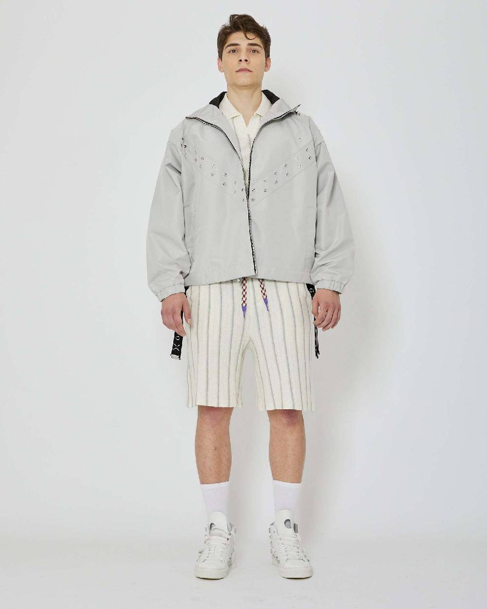 John Richmond Polo con righe e scollo a V Saldi Di Fabbrica