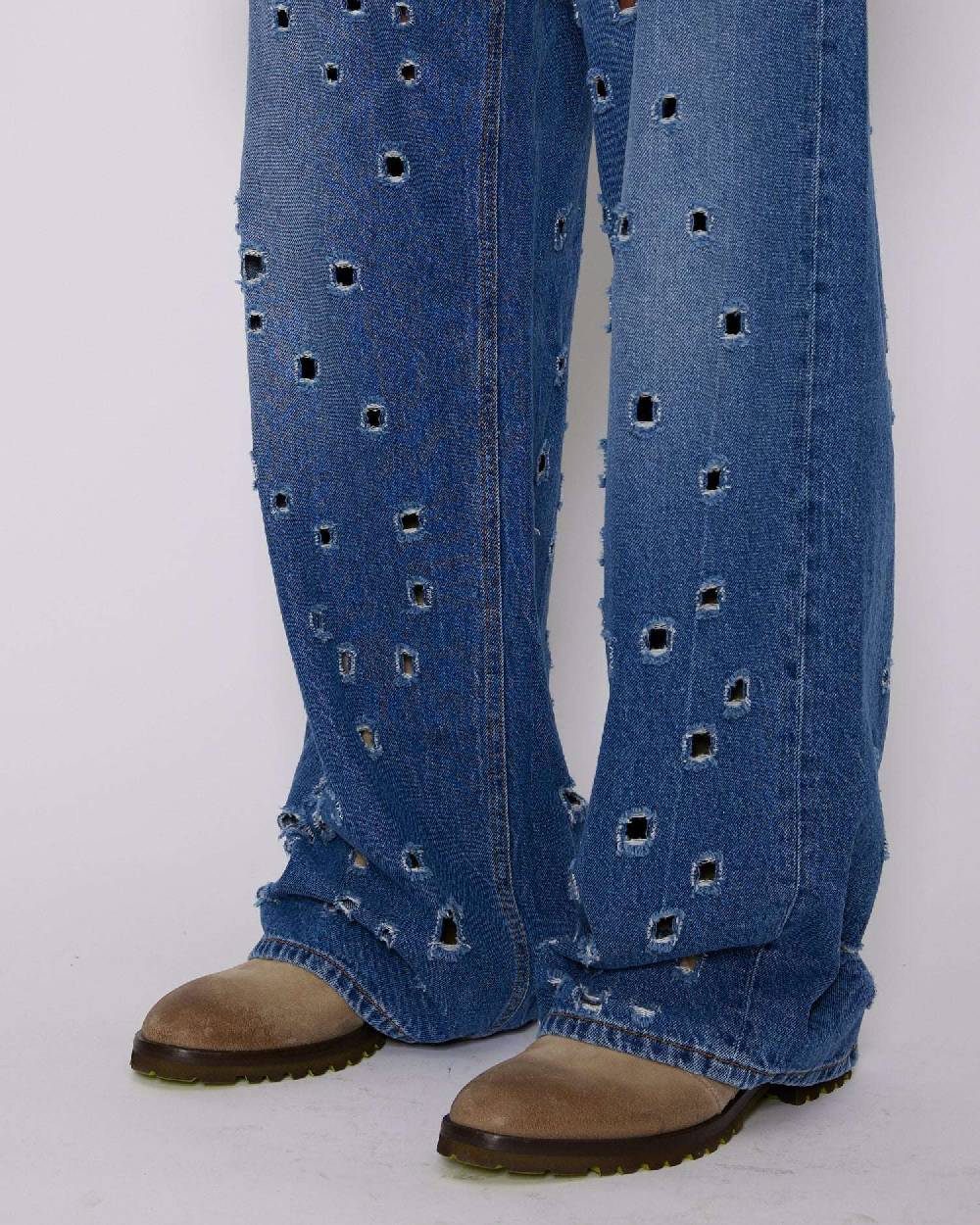 John Richmond Jeans gamba larga con fori metallici sul davanti Online