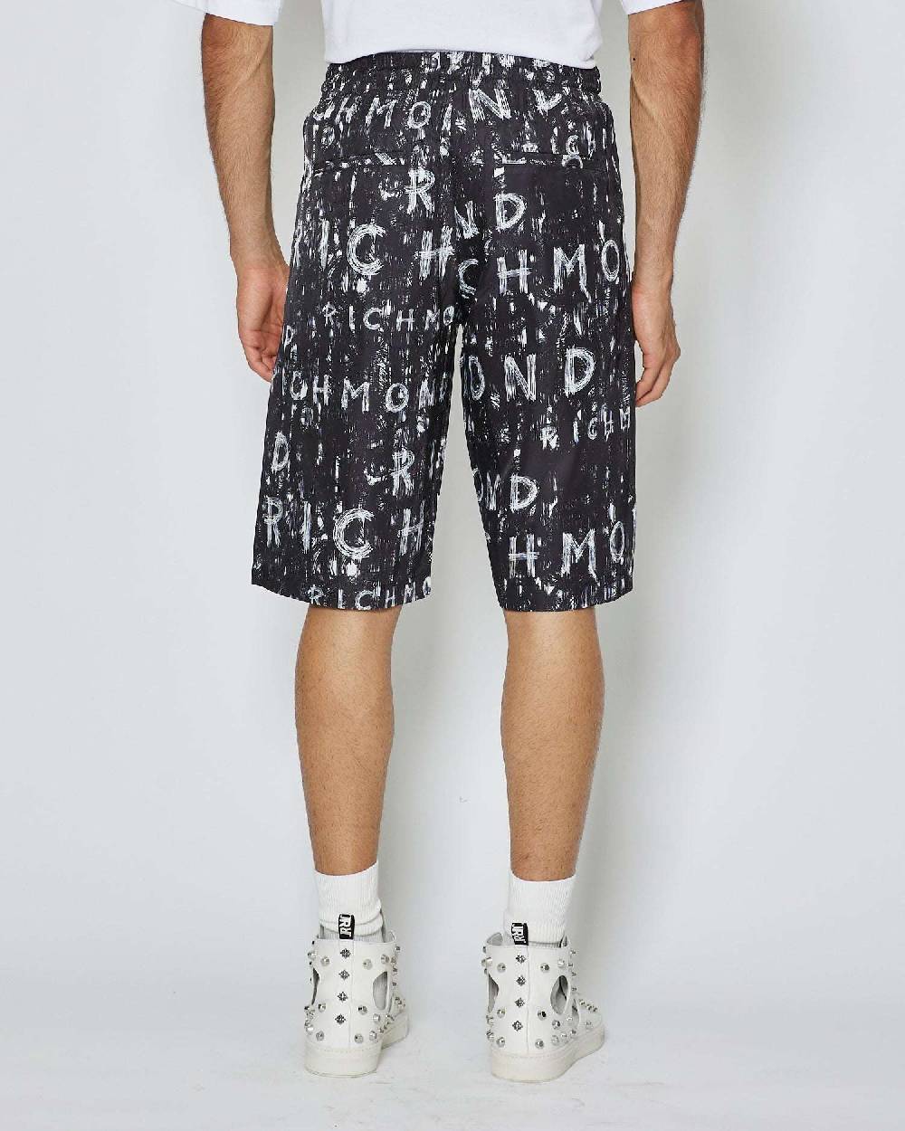 John Richmond Bermuda con pattern iconico di collezione Nuova