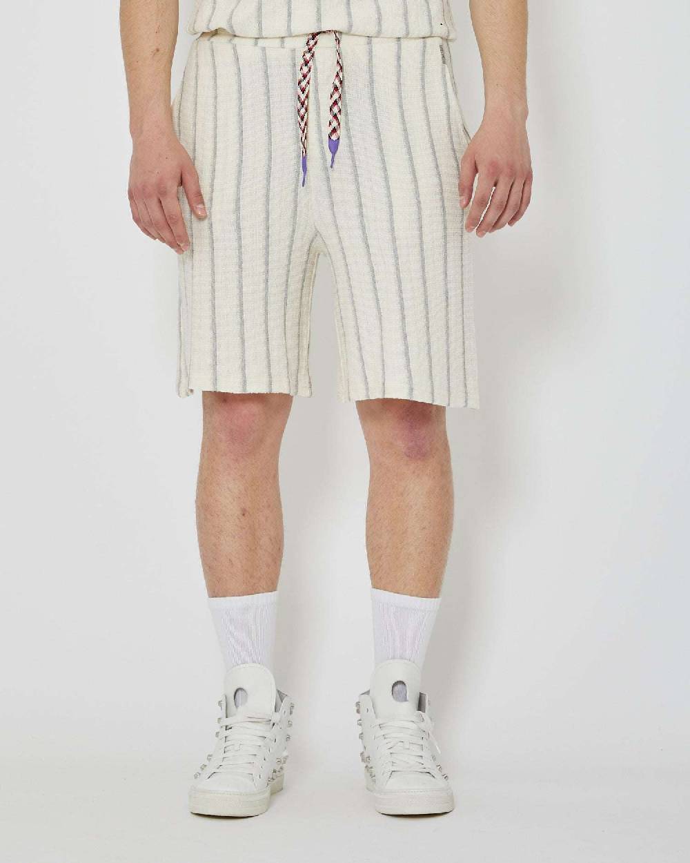 John Richmond Bermuda a righe con coulisse Offerte