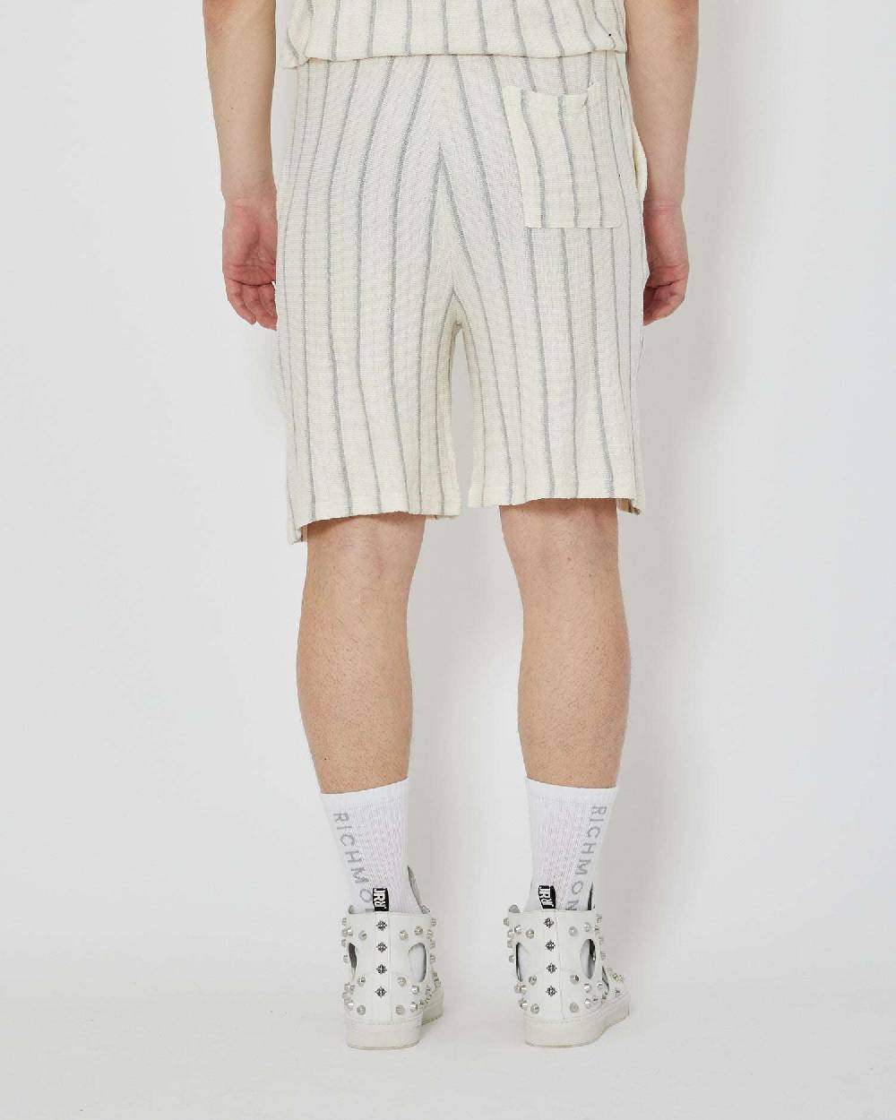 John Richmond Bermuda a righe con coulisse Offerte