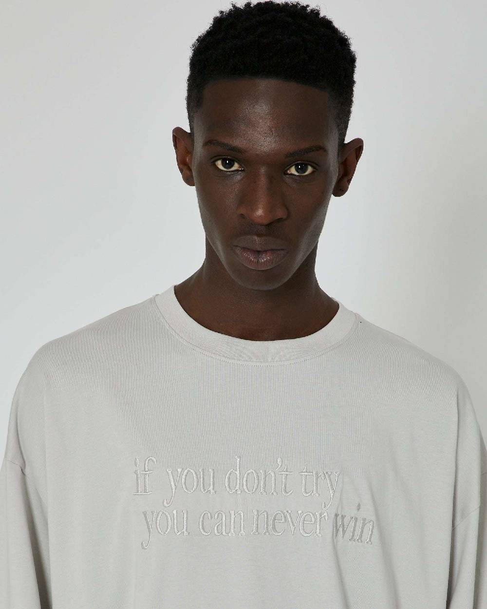 John Richmond T-shirt over con stampa ricamata sul davanti In Linea