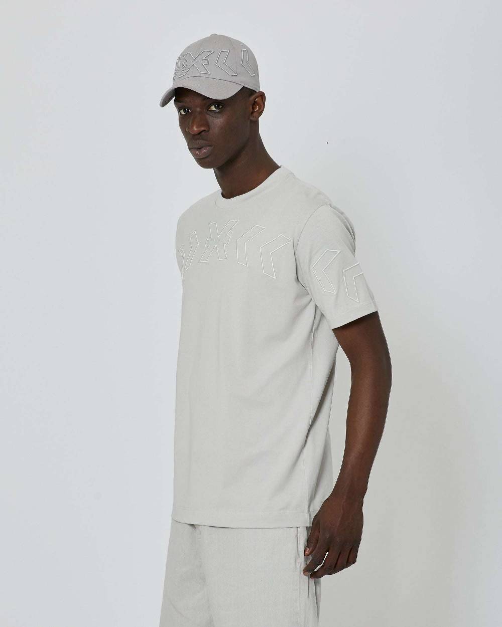 John Richmond T-shirt regolare con stampa ricamata sul davanti Qualità