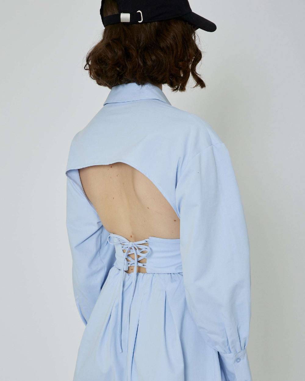 John Richmond Chemisier corto cut out Offerta