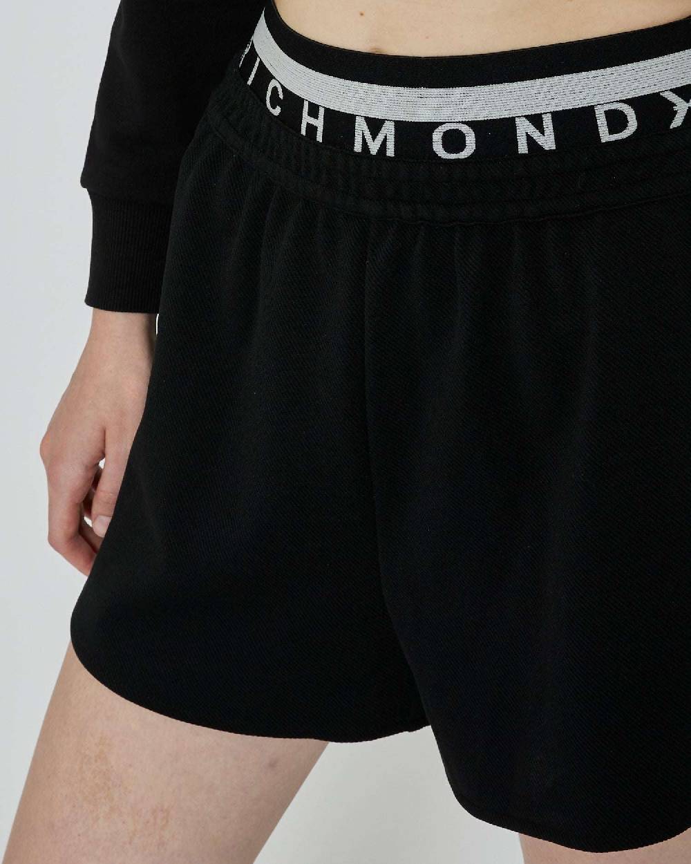 John Richmond Shorts sportivo con logo Saldi