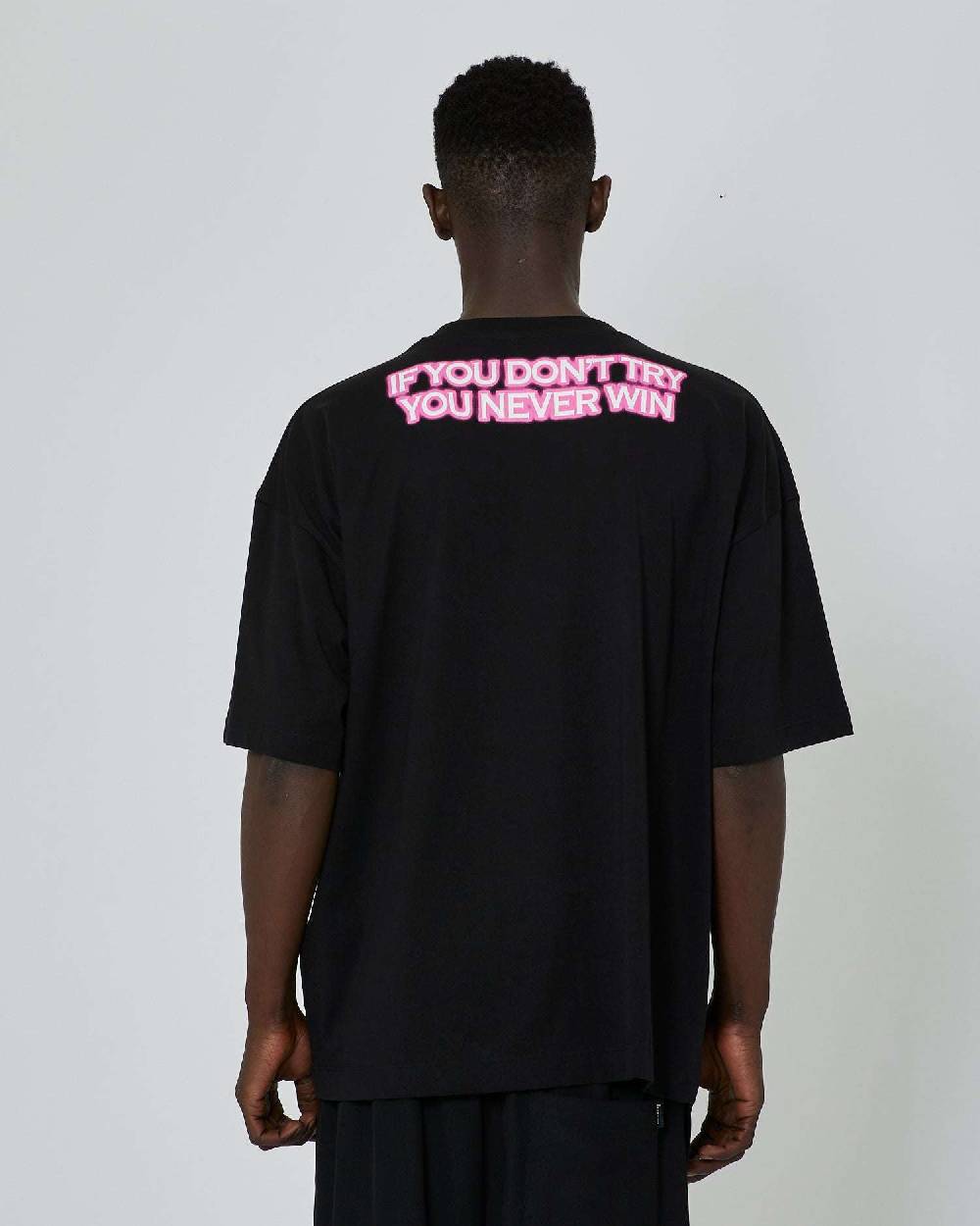 John Richmond T-shirt con grafica applicata sul retro e logo impresso sul davanti Moda