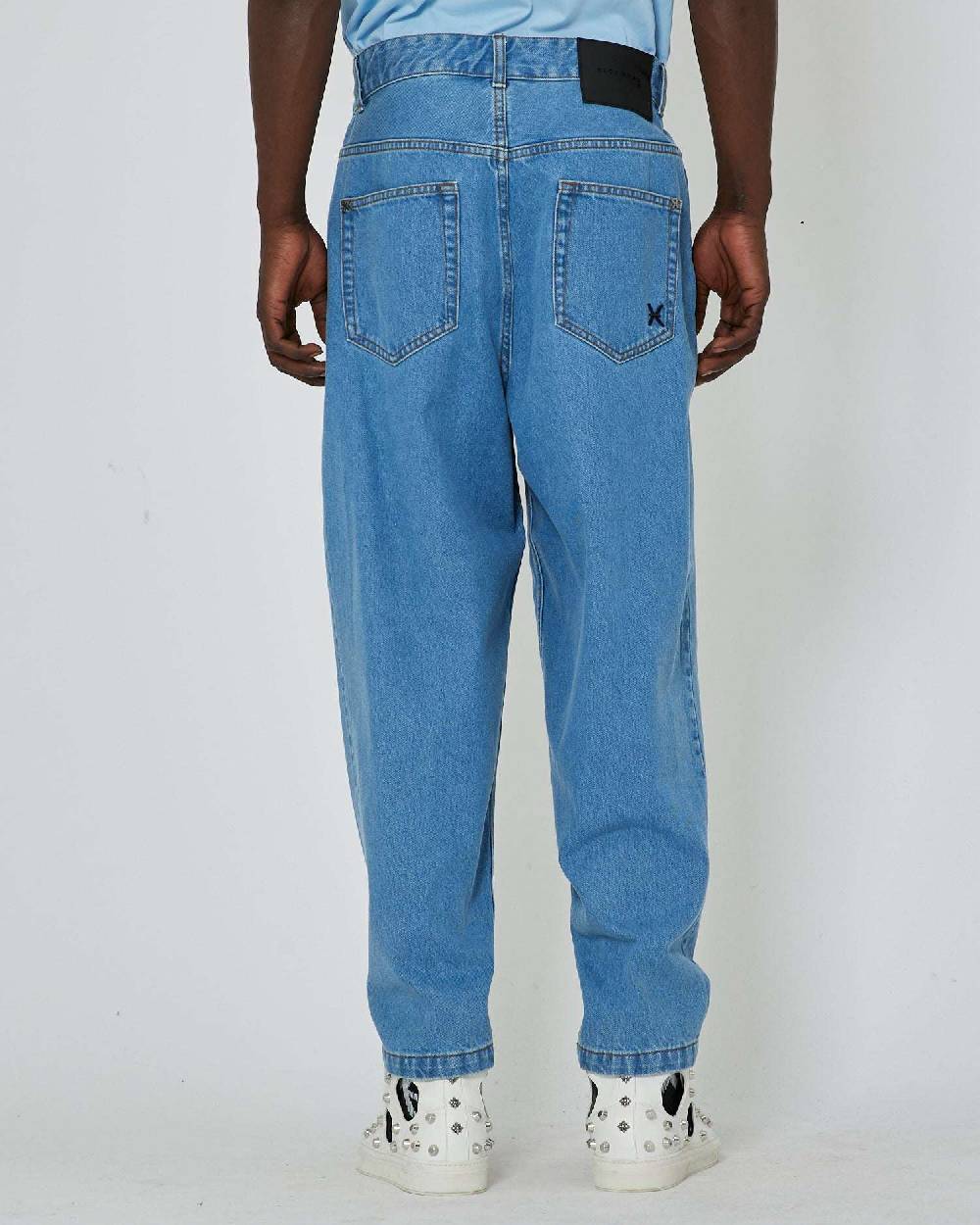 John Richmond Jeans over con logo ricamato sul retro Promozione