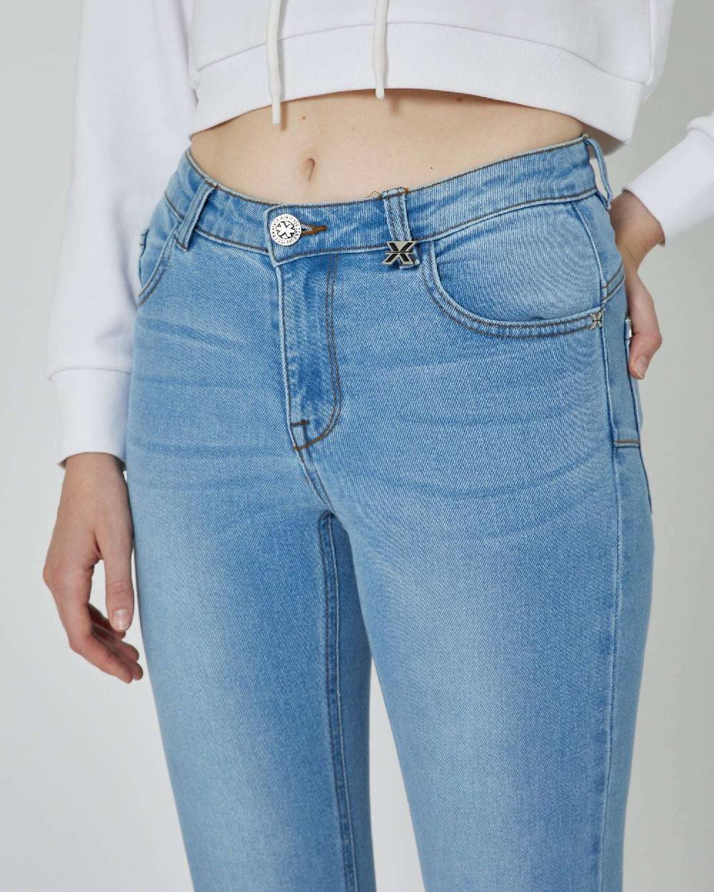 John Richmond Jeans slim con logo ricamato sul retro Economico