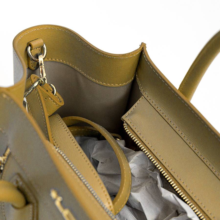 Laura Di Maggio ALIA – Borsa a trapezio in pelle saffiano senape Outlet
