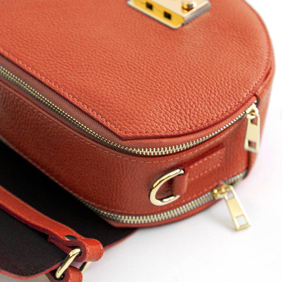 Laura Di Maggio CIRCLE – Borsa tonda in pelle arancio 2025