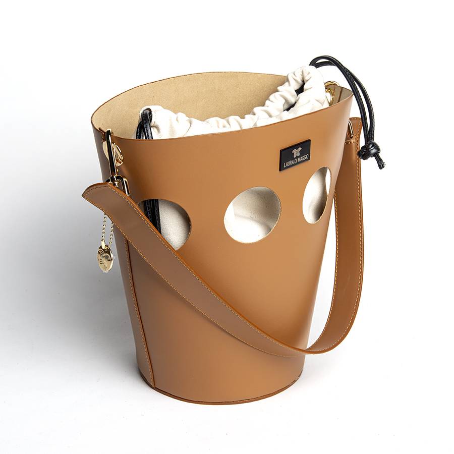 Laura Di Maggio NOAH BUCKET – Borsa in pelle elegant traforata cuoio Promozione Limitata