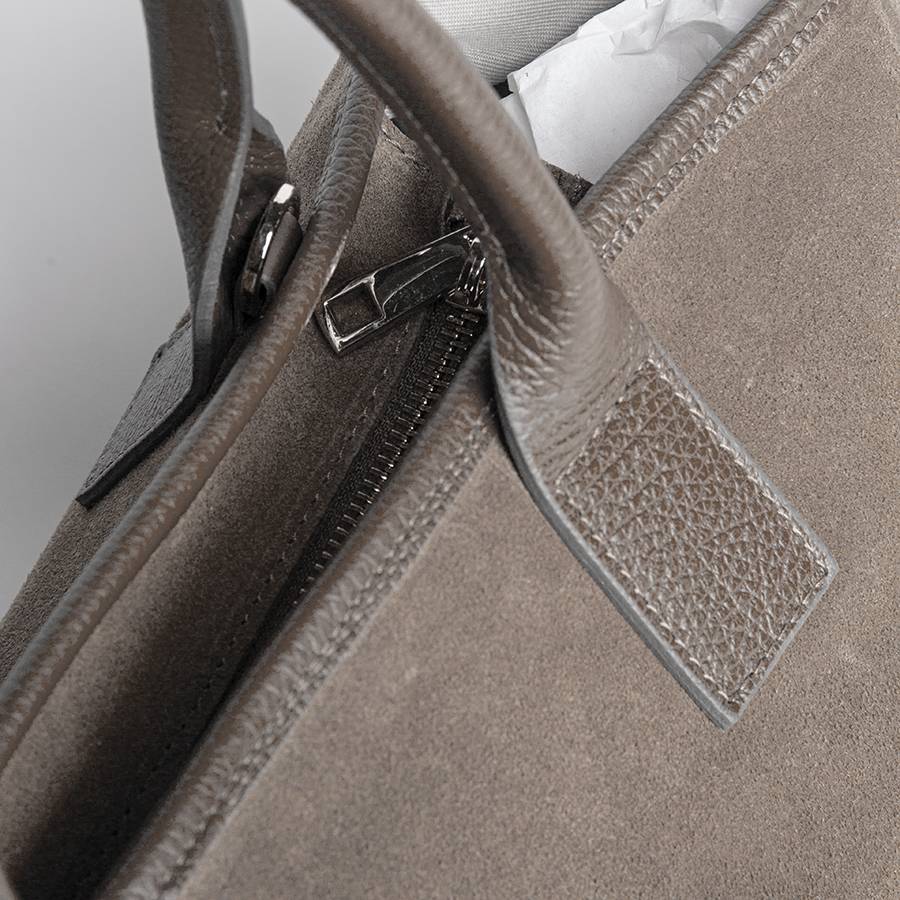 Laura Di Maggio MILANO – Borsa in pelle e camoscio taupe Prezzo Ridotto