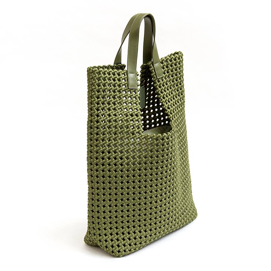 Laura Di Maggio KENDRA – Borsa intrecciata in raso verde Soddisfazione Garantita