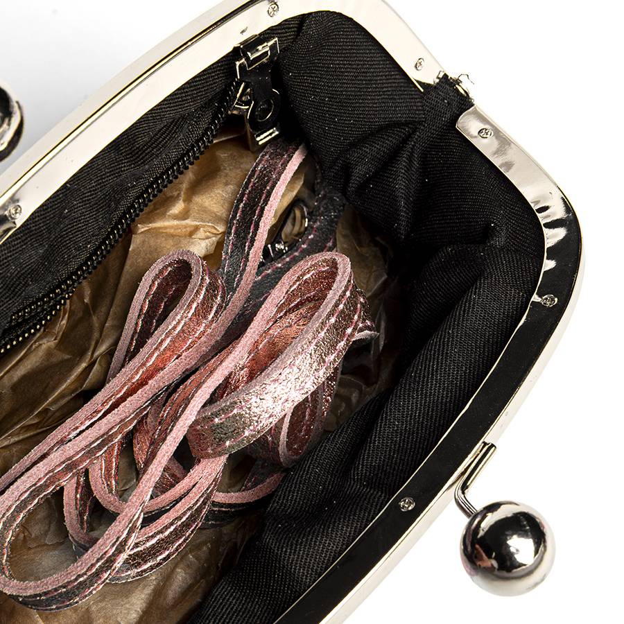 Laura Di Maggio CLUTCH – borsetta in pelle laminata cipria Consegna Veloce