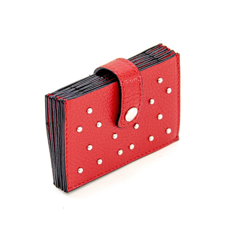 Laura Di Maggio CREDIT CARD – credit card rosso con borchie Fino Al -60%
