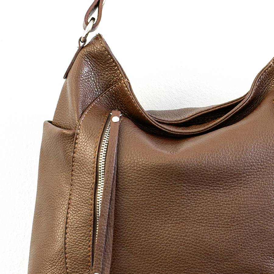 Laura Di Maggio ZIPPY – sacca in pelle con zip cuoio Offerta Pasqua