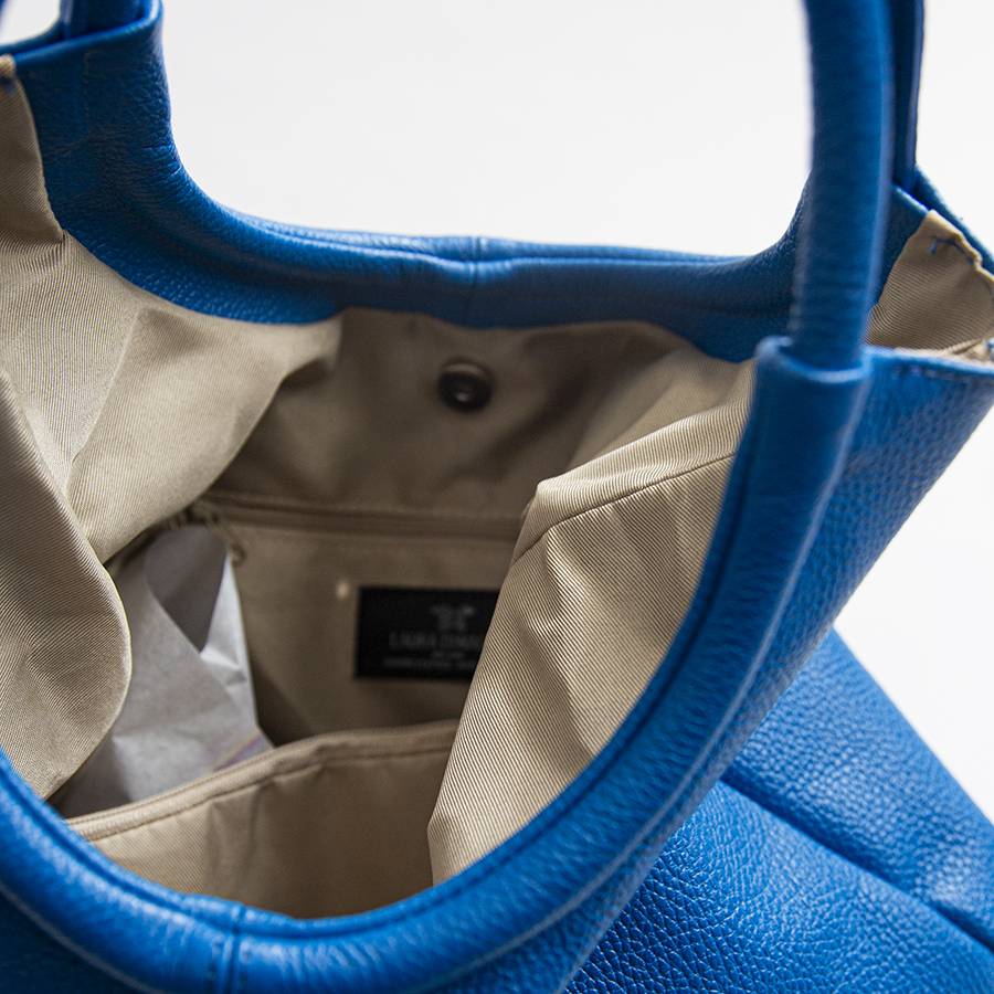 Laura Di Maggio INDIA – Maxi borsa con manico tondo in pelle blu Offerta migliore