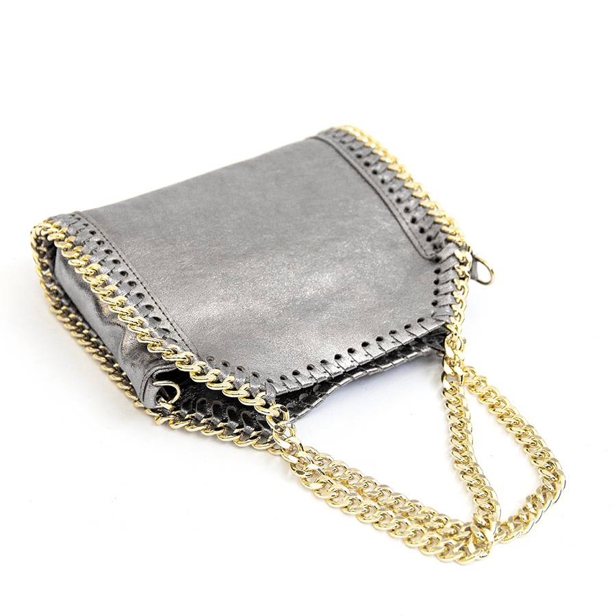 Laura Di Maggio LUMI – Borsa con catene in pelle laminata argento Limitato a 3 giorni