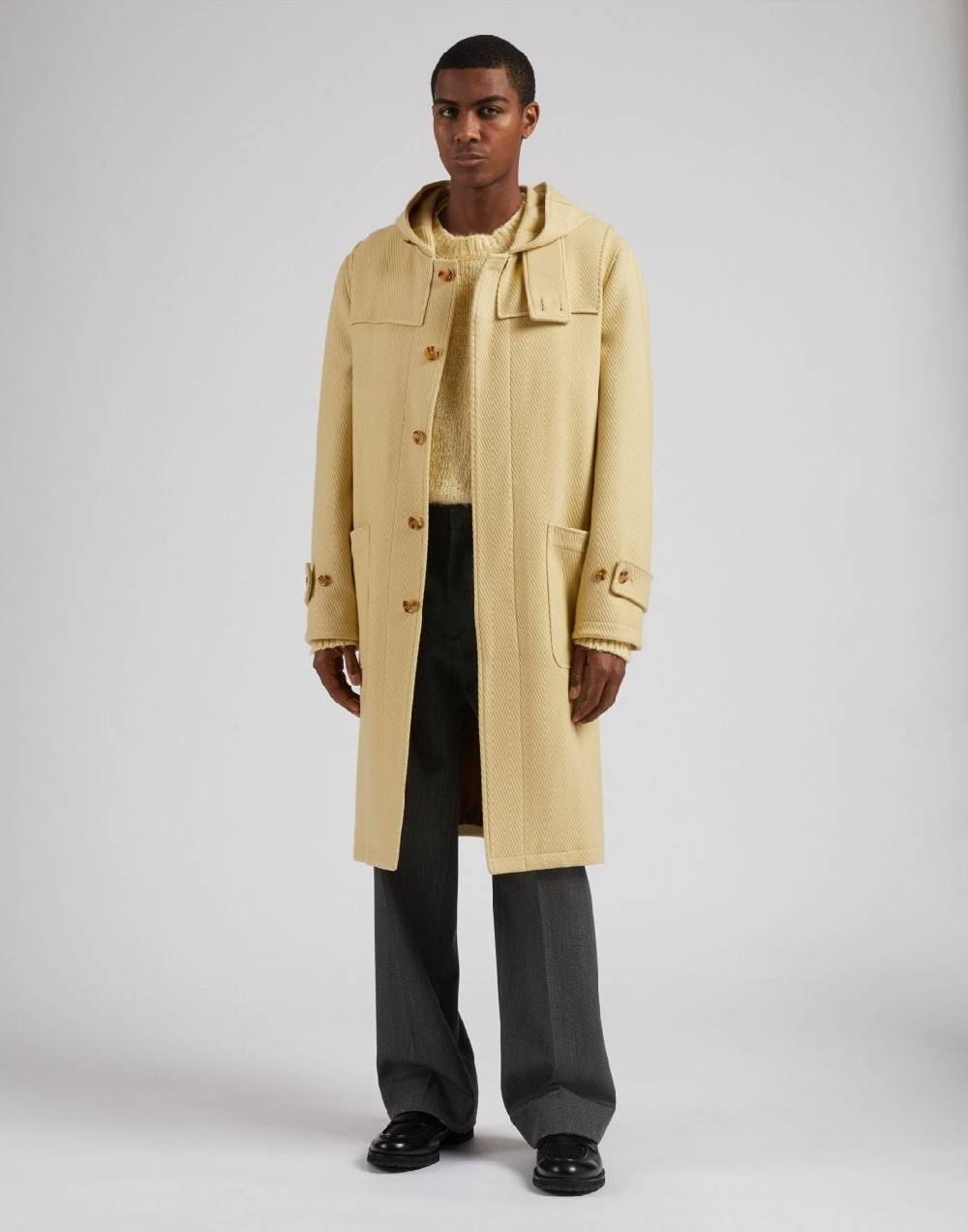 Lardini Montgomery con cappuccio in lana cashmere giallo pastello Vendita Calda