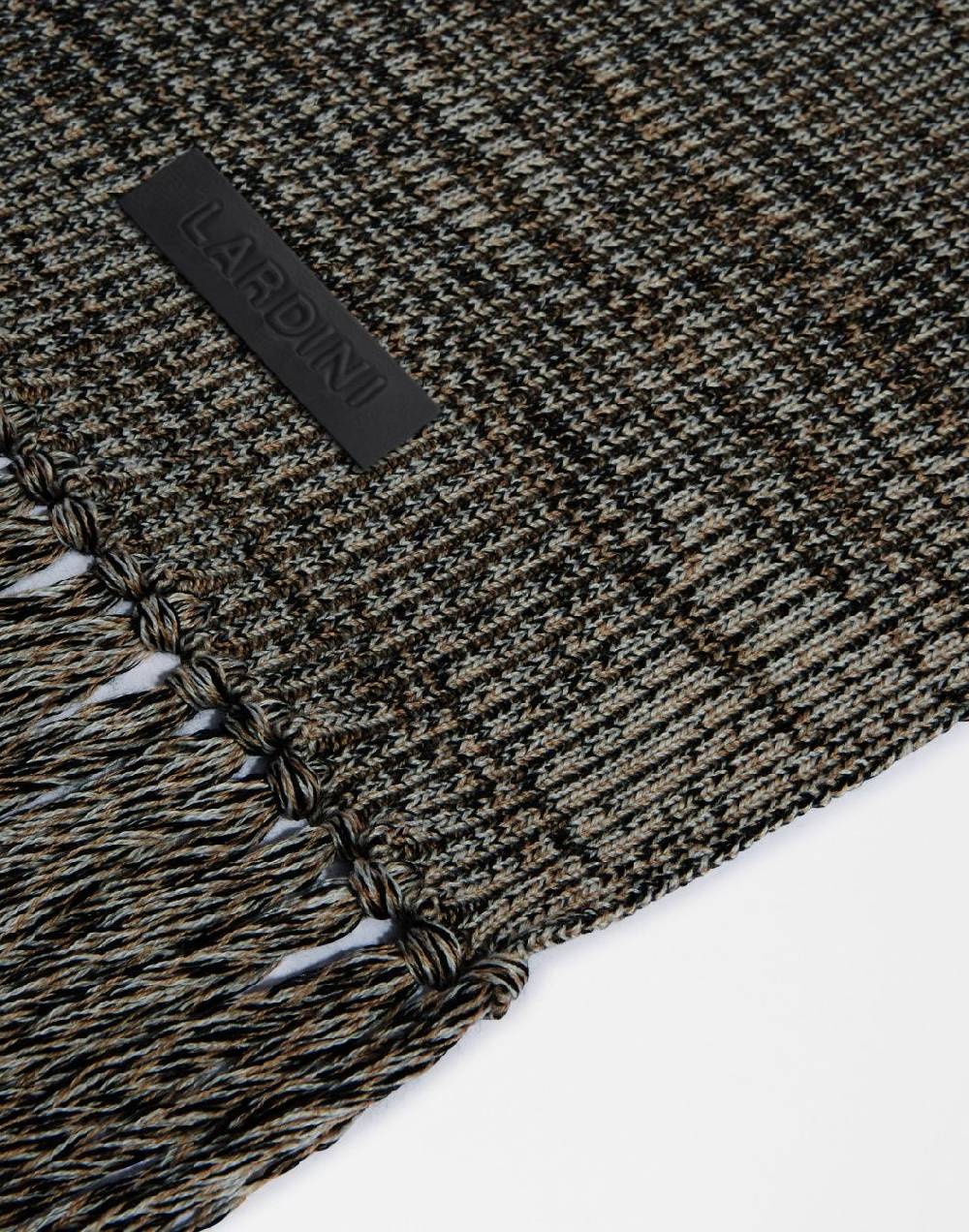 Lardini Sciarpa in lana merino a coste con peneri In Linea