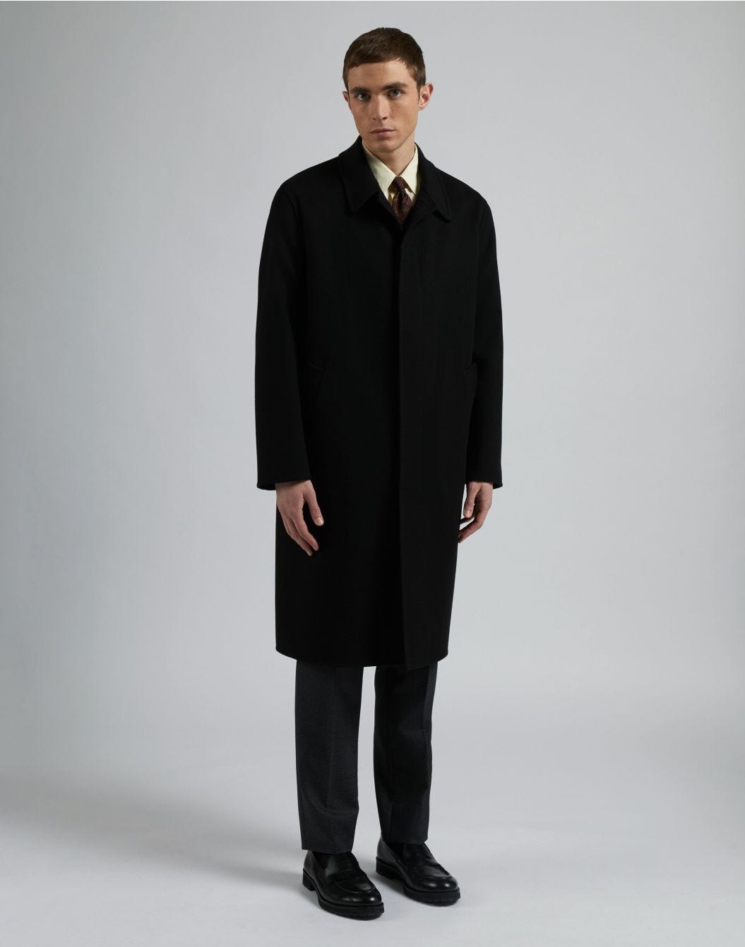 Lardini Cappotto monopetto nero in lana con finta davanti Promozione Limitata