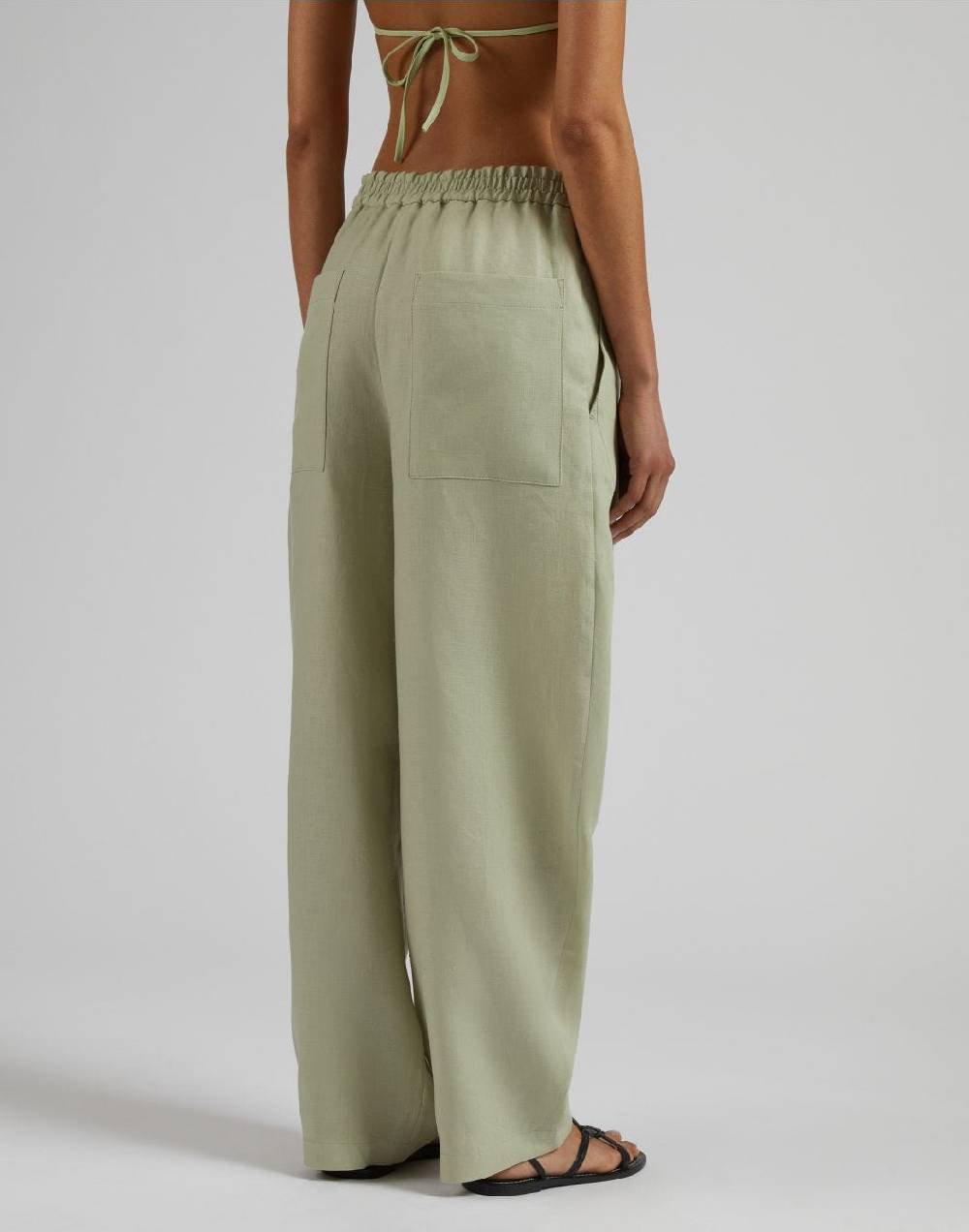 Lardini Pantalone ampio a vita bassa in tela di lino verde In Vendita