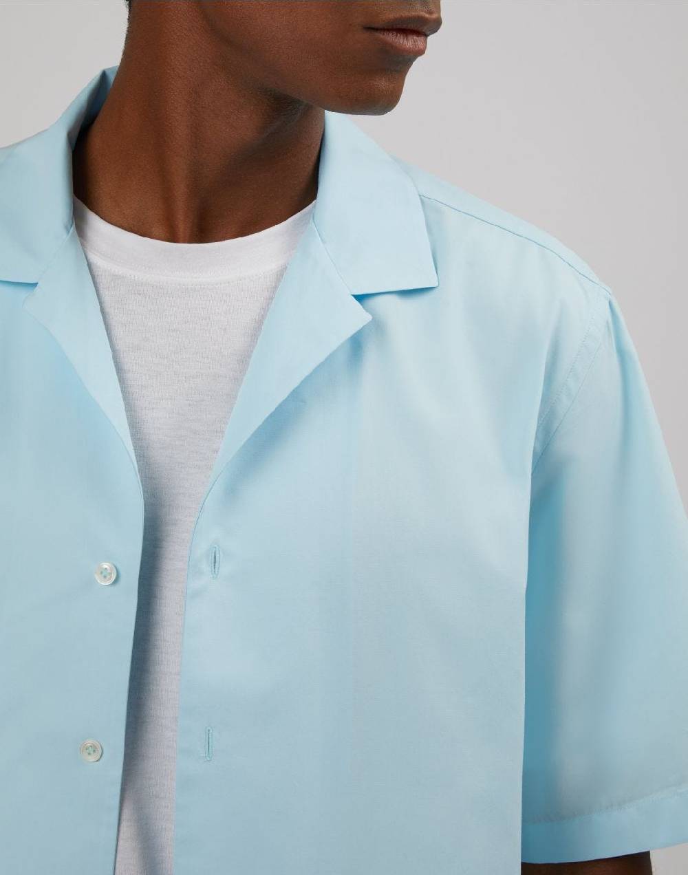 Lardini Camicia azzurra in popeline soft touch Italia