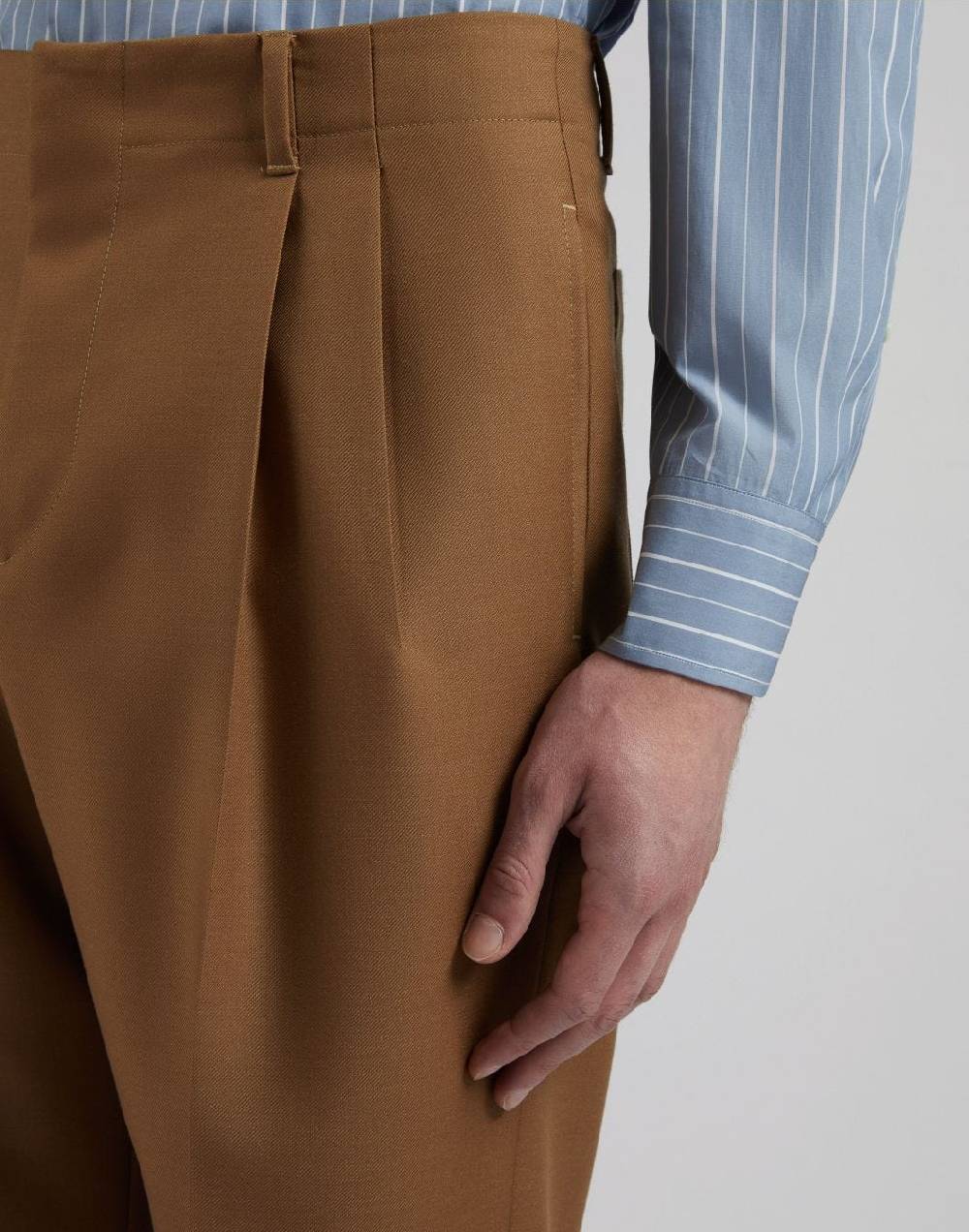 Lardini Pantalone nocciola in lana mohair Moda
