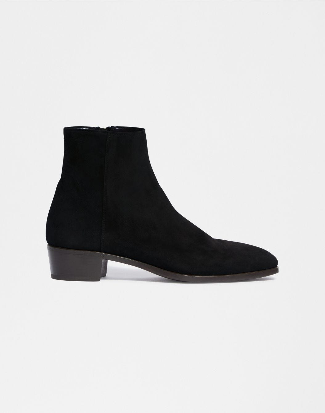 Lardini Stivaletto nero in pelle di ovino scamosciata Italy