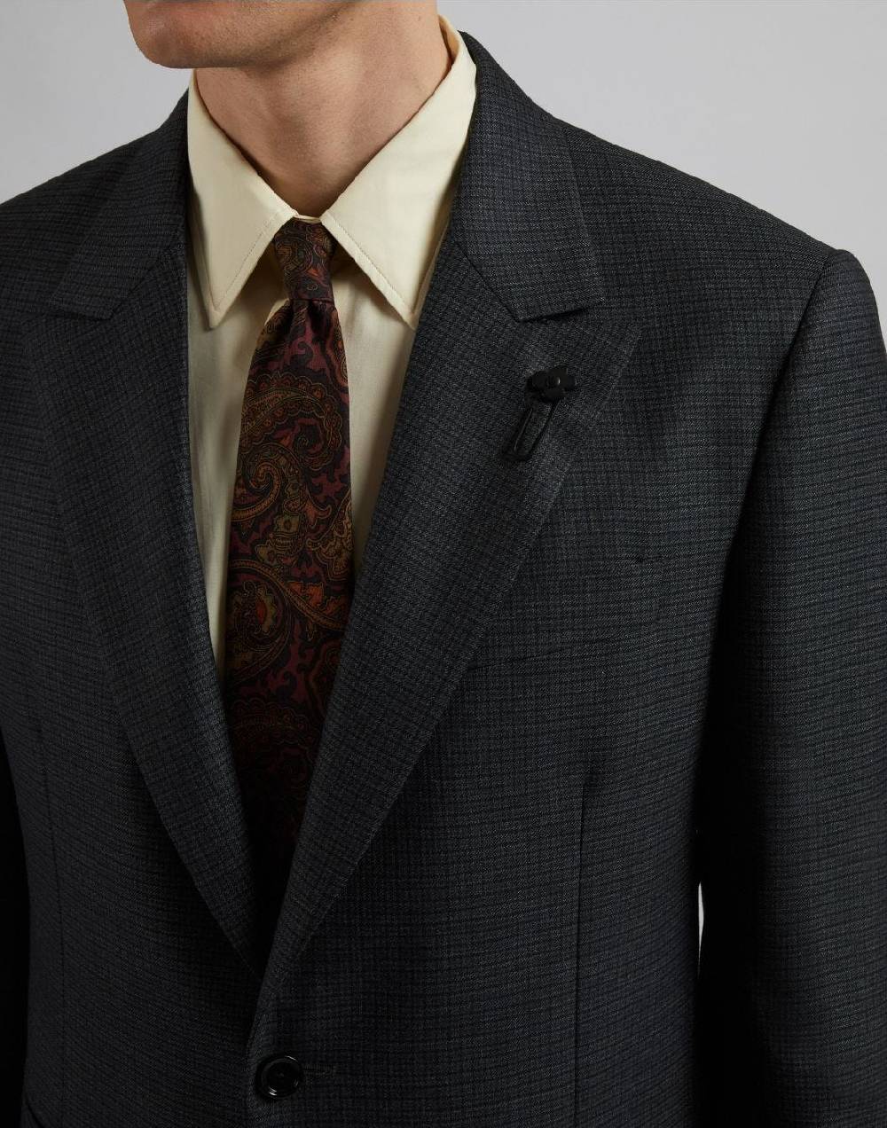Lardini Abito linea feeling grigio-nero in tessuto damier in pura lana Novità