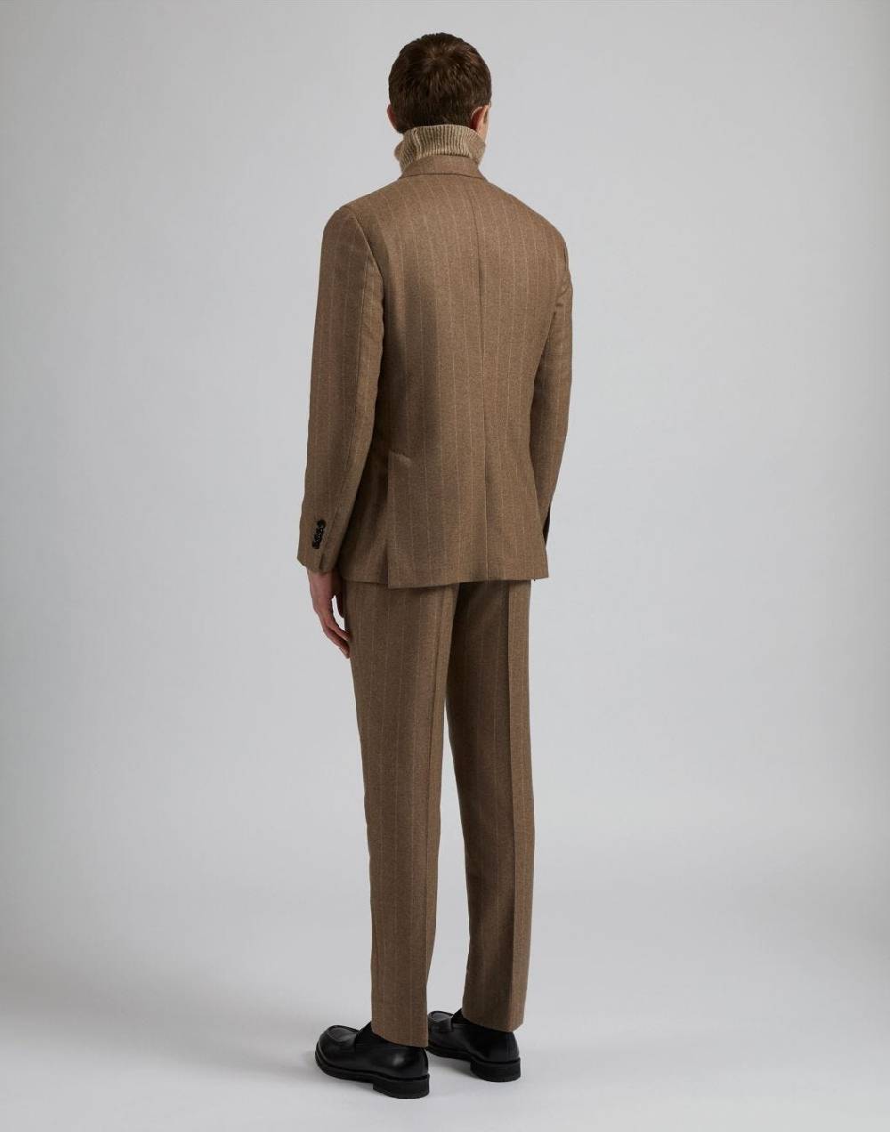 Lardini Abito special line in cashmere dai colori naturali Offerta