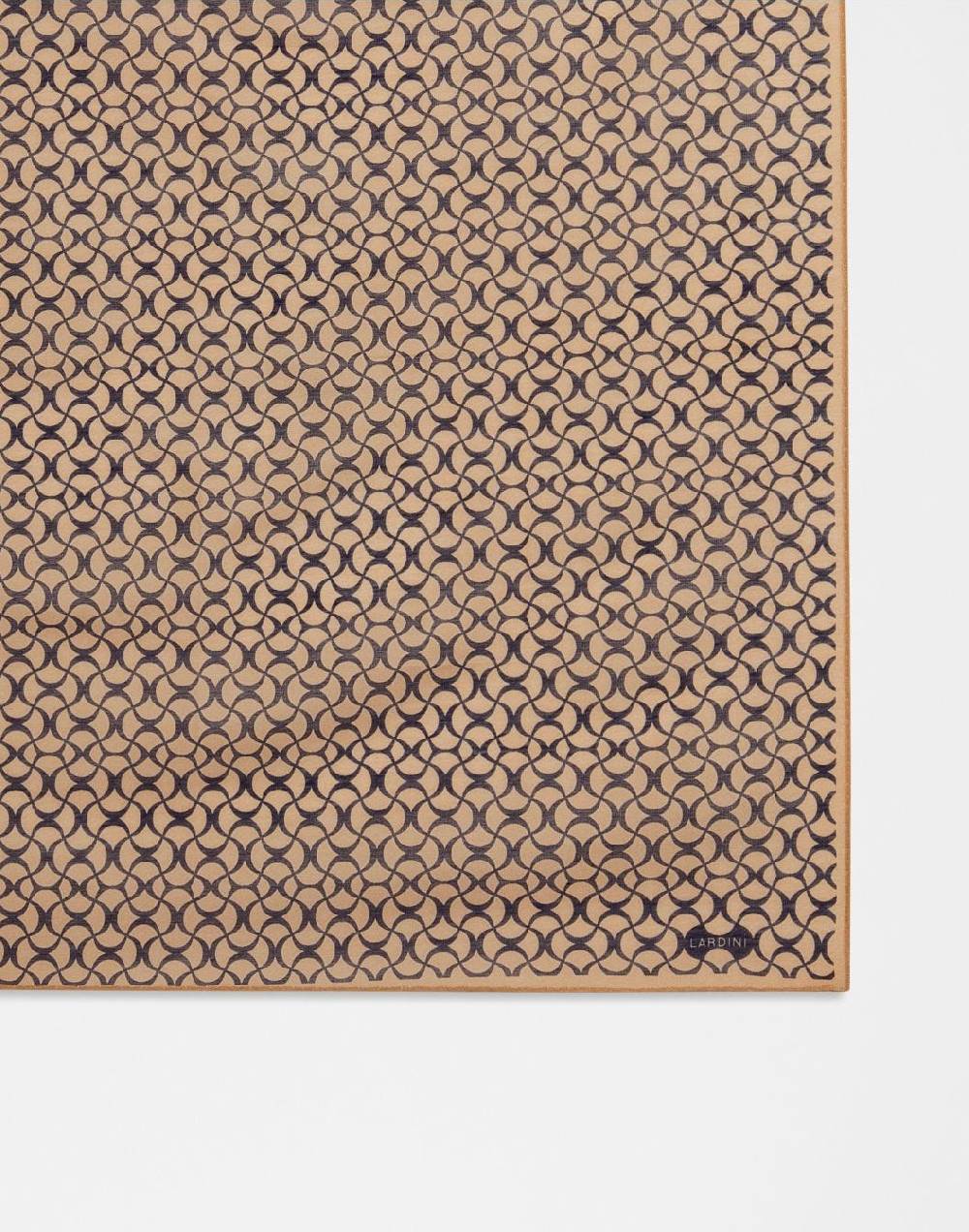 Lardini Foulard in seta con disegno geometrico Pezzi Unici