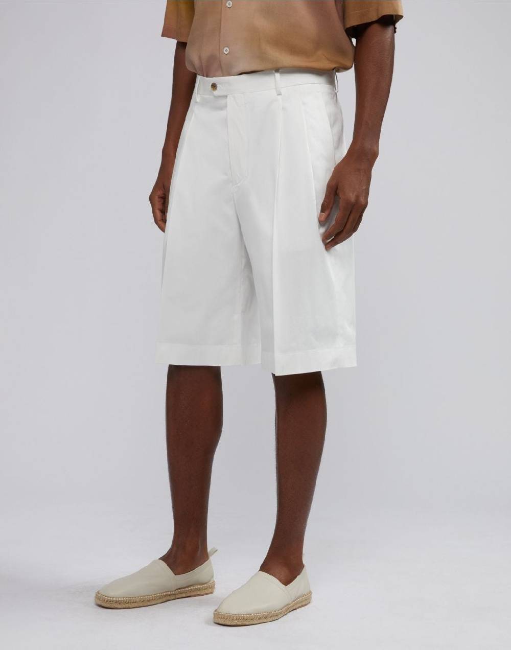 Lardini Bermuda comfort corto in cotone satin stretch bianco Soddisfazione Garantita
