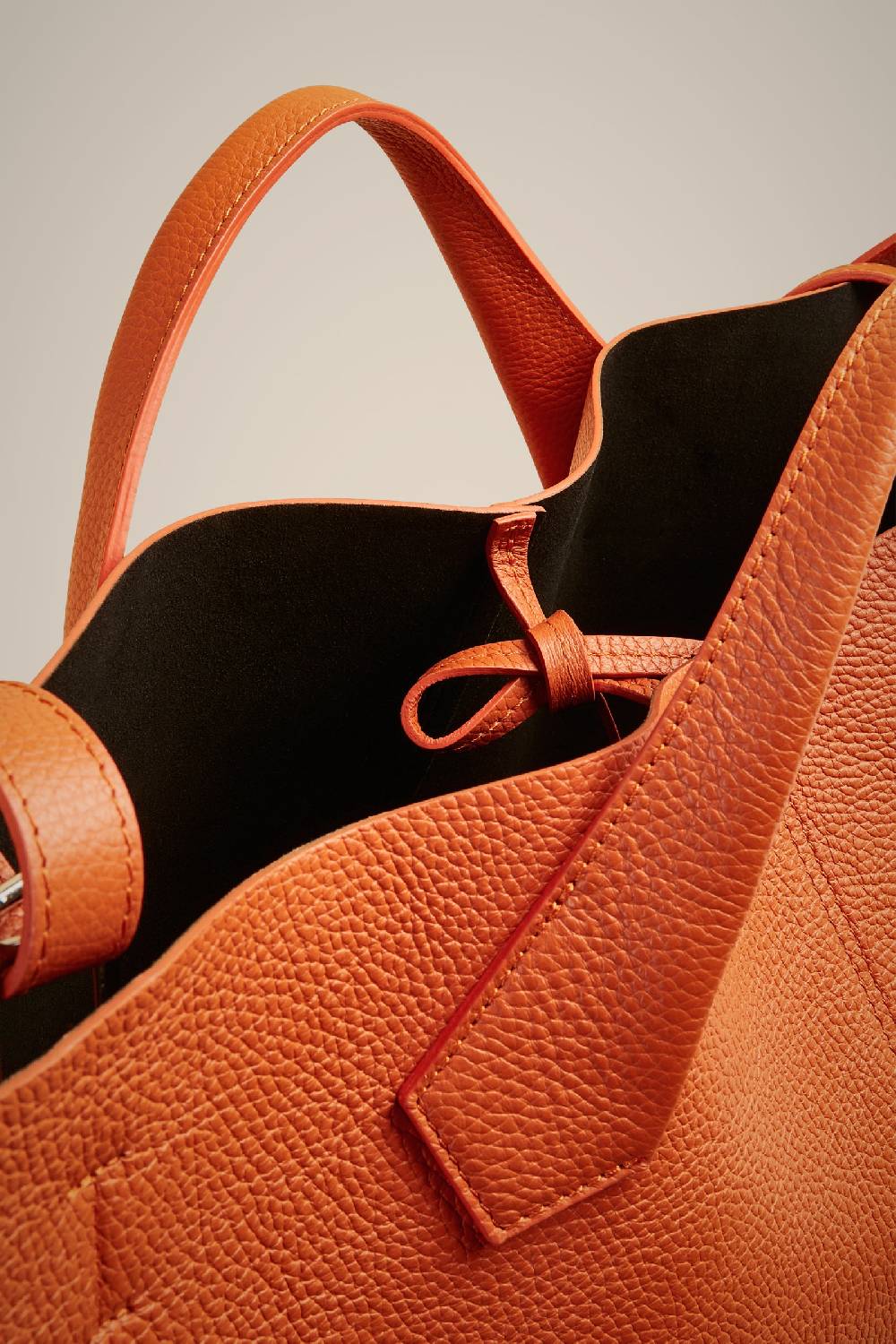 Liviana Conti MAXI TOTE TRACOLLA S4AA4SA05C36-0.NR Qualità Garantita