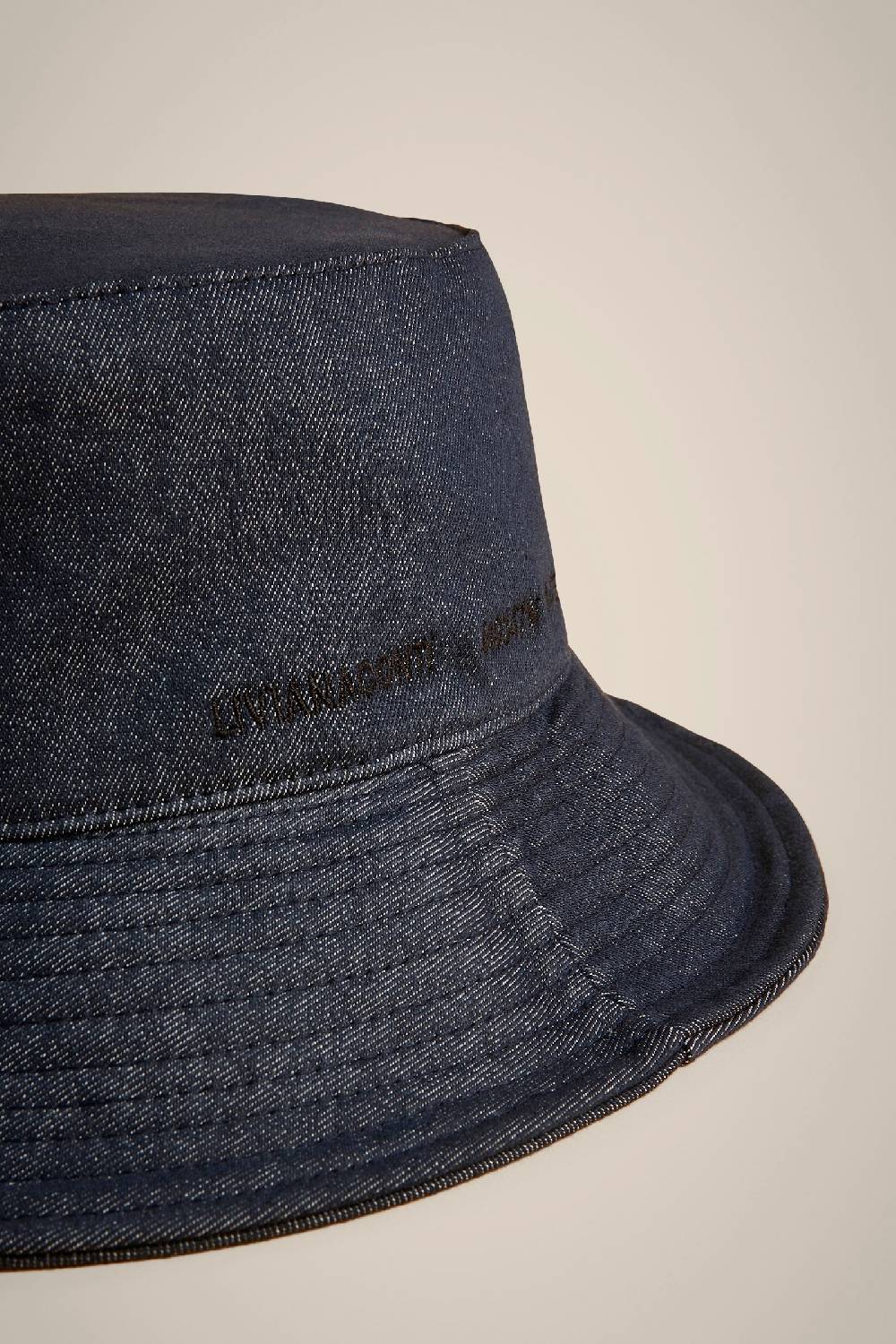 Liviana Conti CAPPELLO BUCKET S4AA4SF06N08-0.S Presa