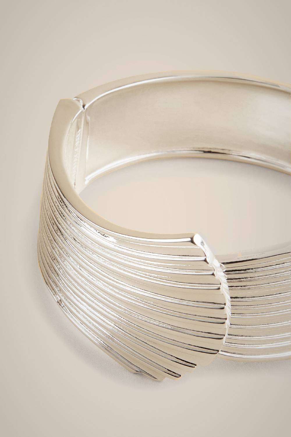 Liviana Conti BRACCIALE ZIGRINATO S4AA4SJ02Z07-0.NR Vendita Economica