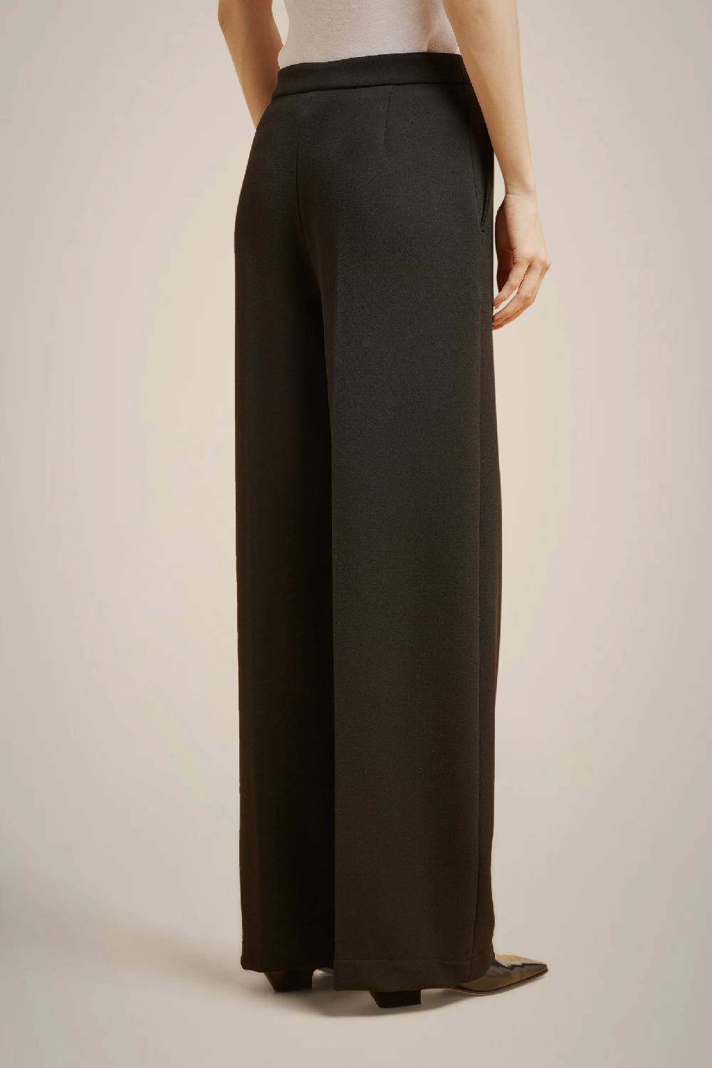 Liviana Conti PANTALONE GAMBA DRITTA W4LL4WM24Y69-0.38 2025
