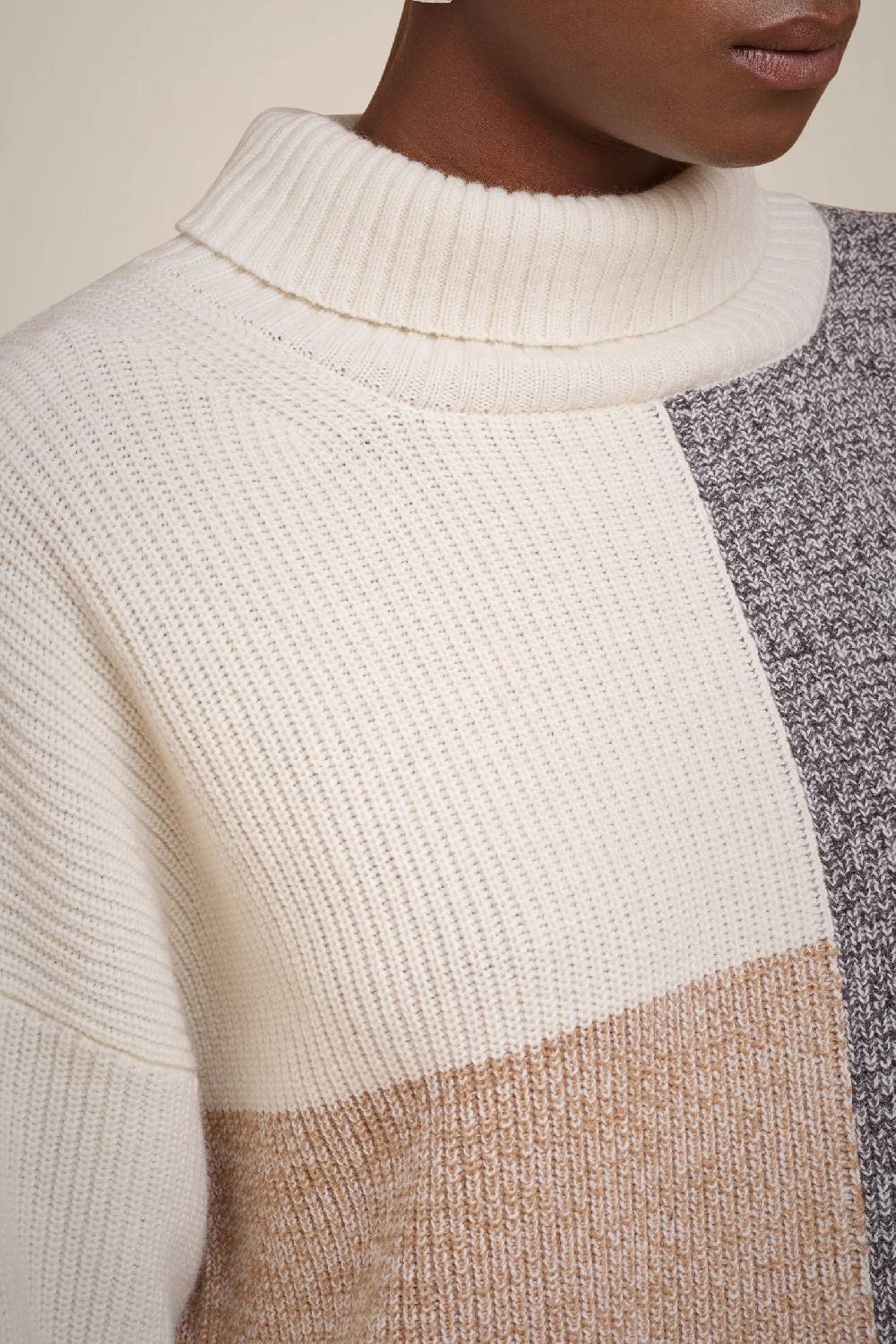 Liviana Conti MAGLIA COLOR BLOCK W4FF4WC32A01TY.XS Sconto