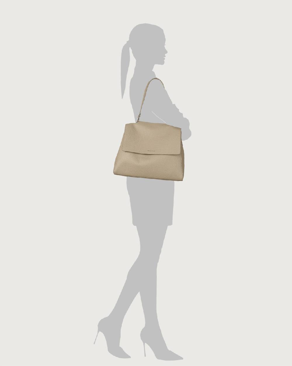 Orciani Borsa a spalla grande Sveva Soft in pelle con tracolla In Linea