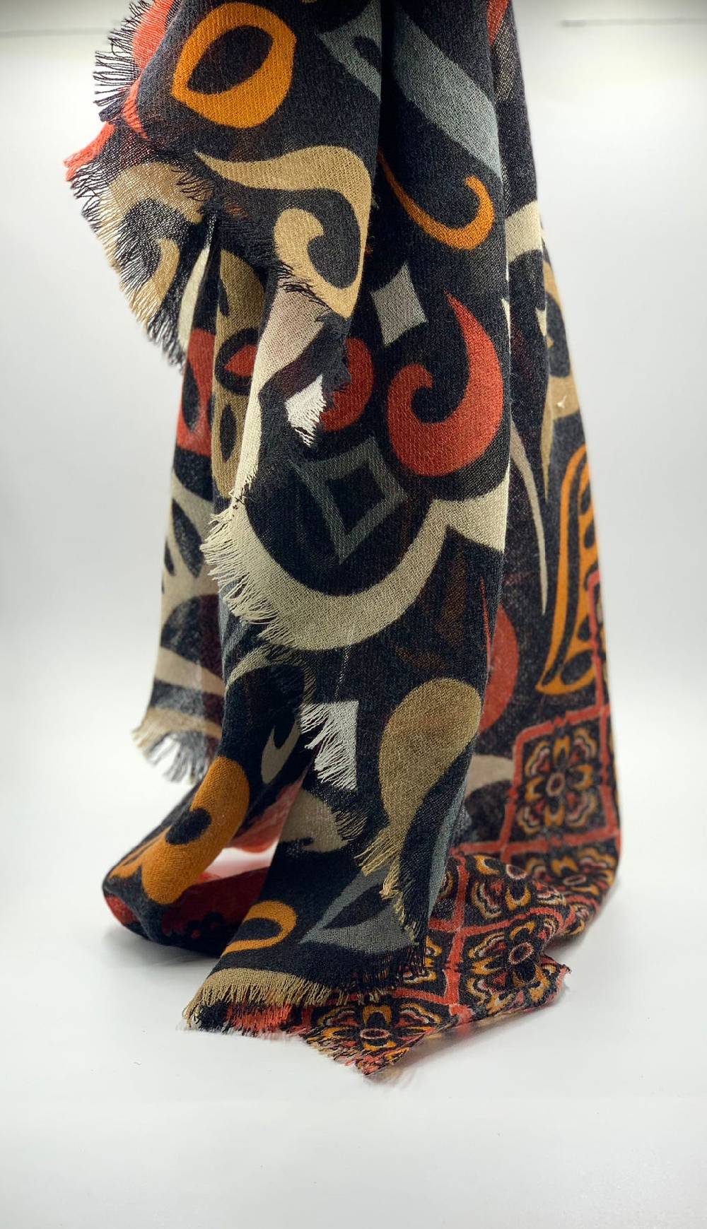 Ordi.to Accessori GAUGUIN NERA - Sciarpa in lana Negozio