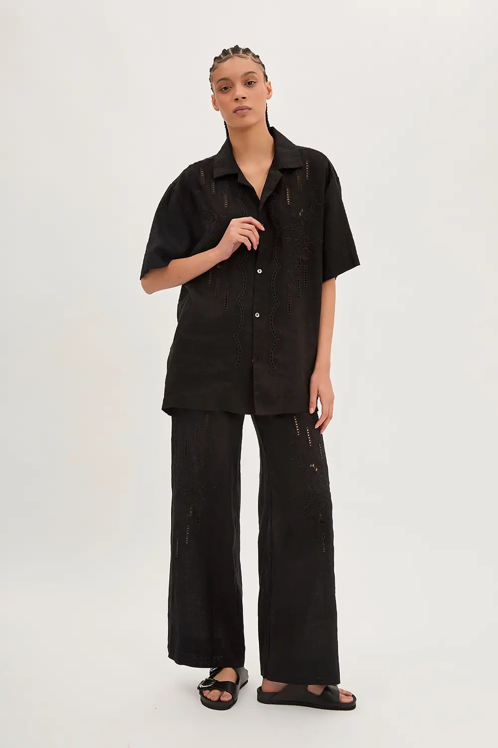 P.A.R.O.S.H. CAMICIA IN LINO RICAMATA Economico