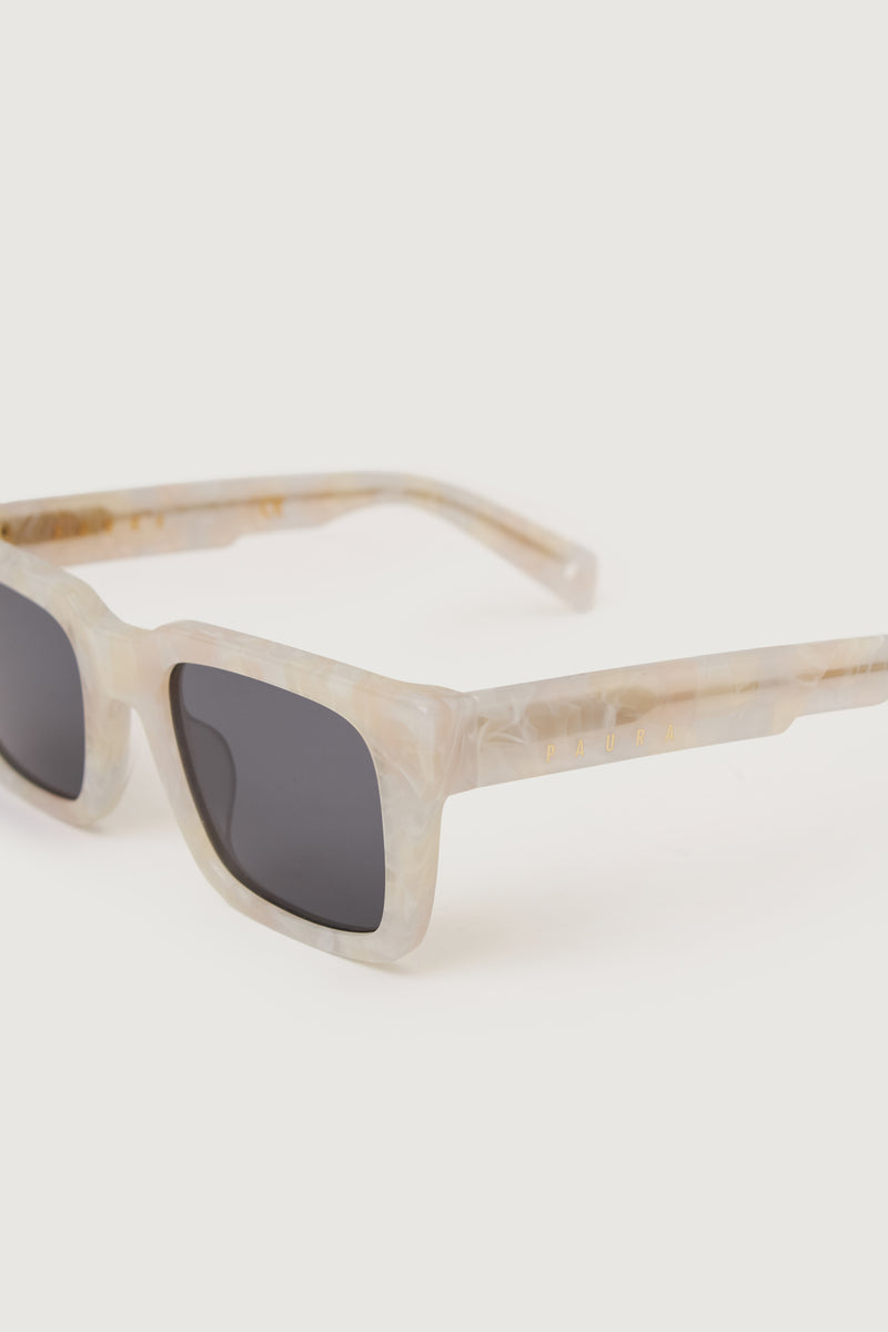 Paura DELIRIO SUNGLASSES PEARL/GREY LENS Promozione