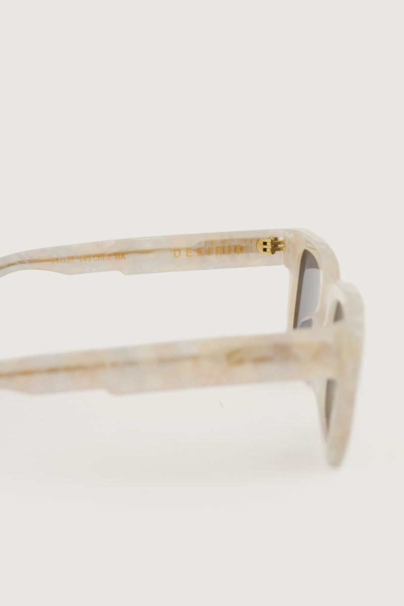 Paura DELIRIO SUNGLASSES PEARL/GREY LENS Promozione