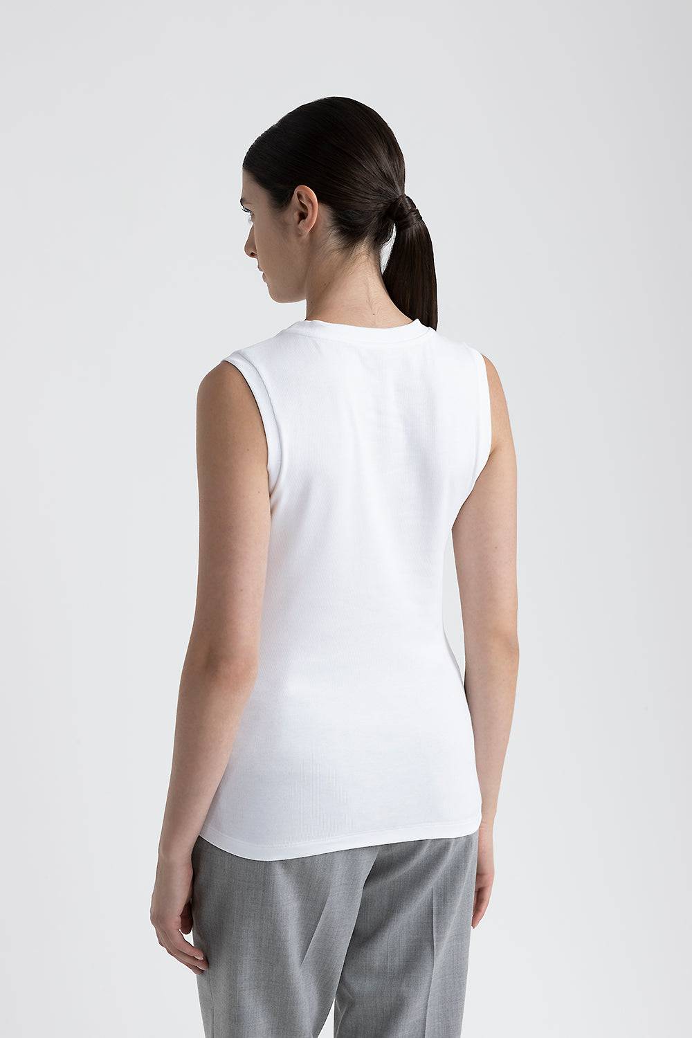 Peserico Top in jersey stretch con Punto Luce 2025